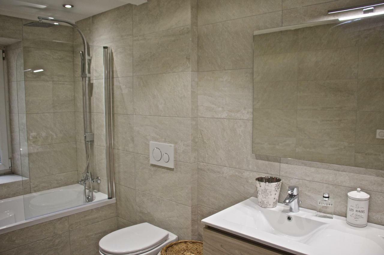 Duplex Fontaine - Appartement Duplex Coeur Vieil Antibes Old City Marche Provencal ภายนอก รูปภาพ