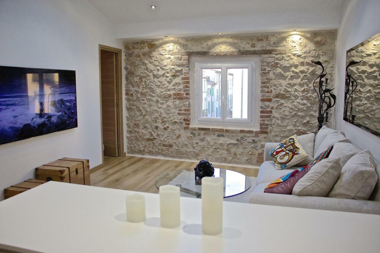 Duplex Fontaine - Appartement Duplex Coeur Vieil Antibes Old City Marche Provencal ภายนอก รูปภาพ